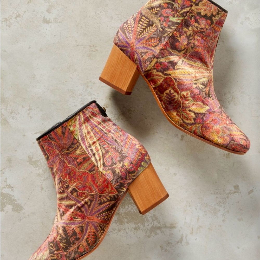 Hudson London Apisi Velvet Ankle Boots - Picture 3 of 3